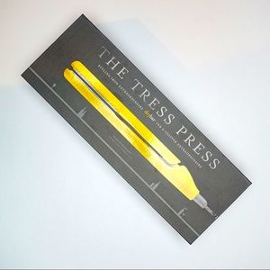 Drybar The Tress Press 1” Straightening Iron 1” Plate Brand New